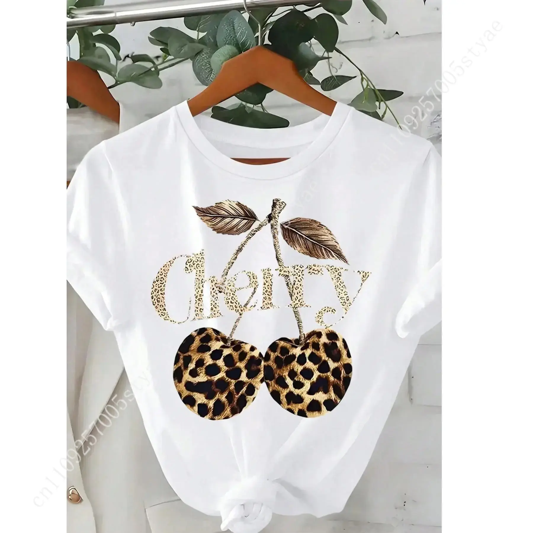 Camiseta gráfica con cuello re - Tee Graphic Print reseña y precio