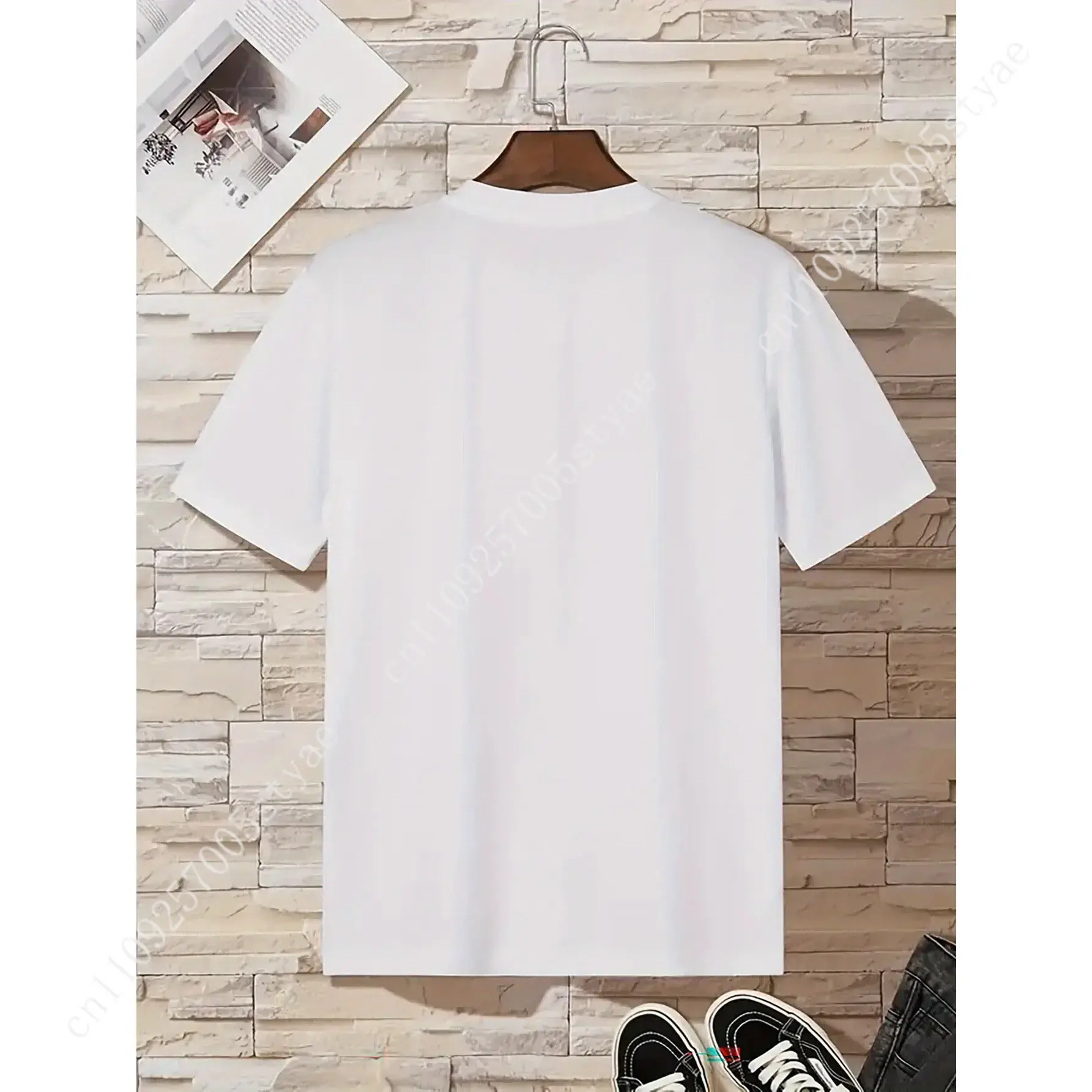 Camiseta gráfica con cuello re - Tee Graphic Print reseña y precio